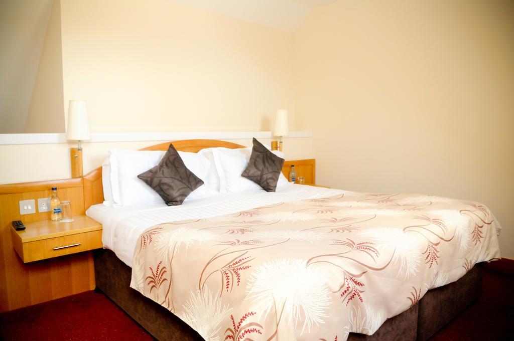 Woodland Bay Hotel غيرفان الغرفة الصورة